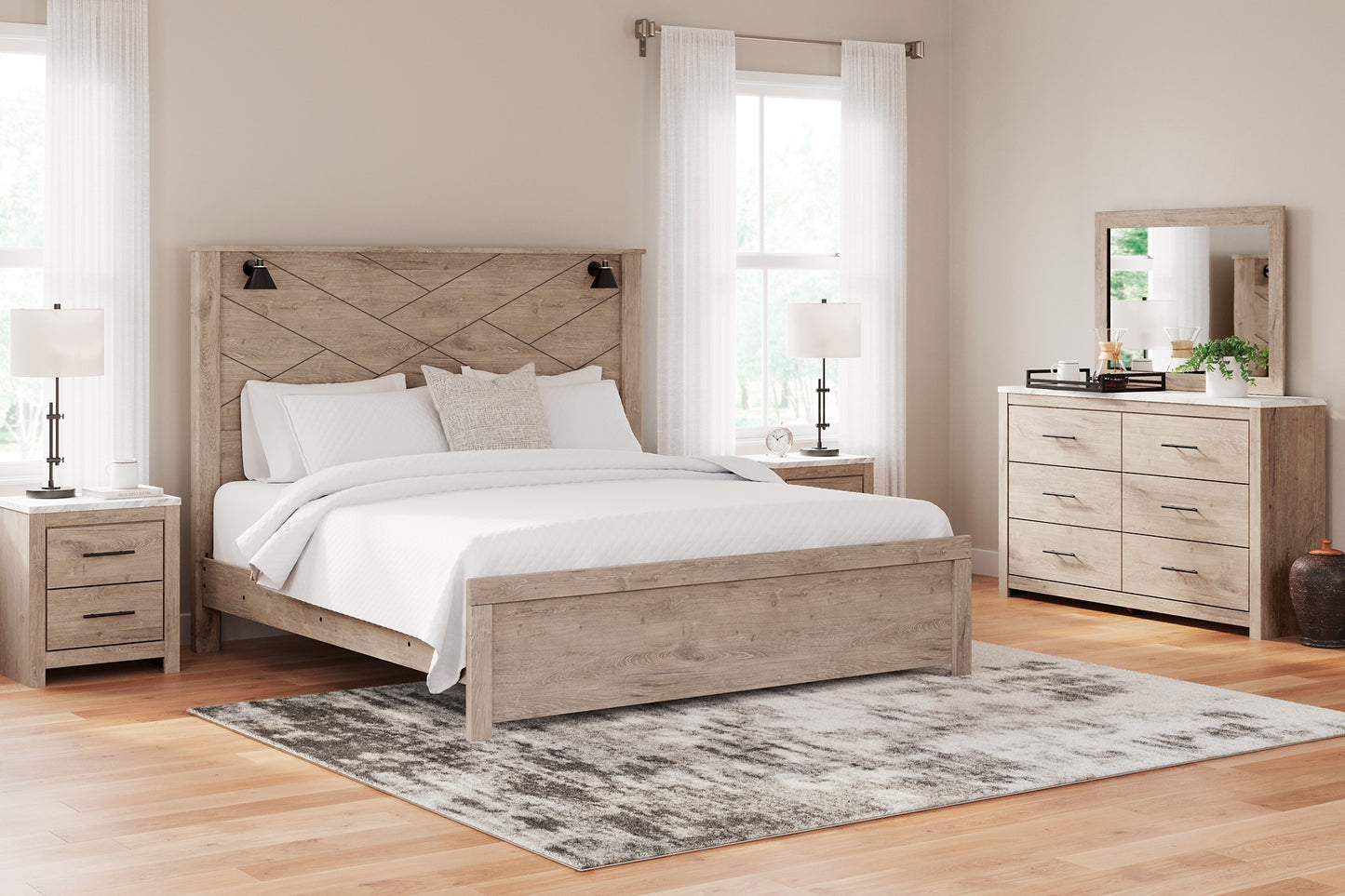 Senniberg King Panel Bed with Mirrored Dresser and 2 Nightstands